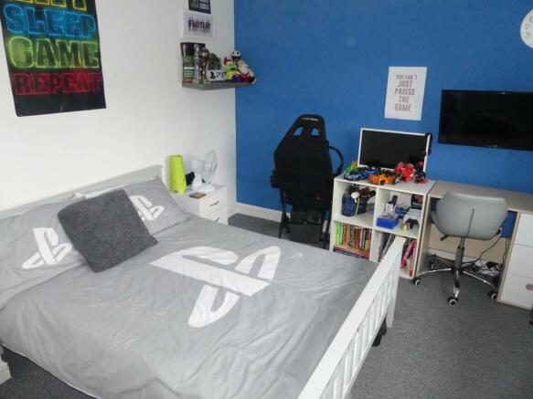 Photo 11