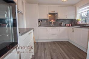 96, Lampits, Hoddesdon EN11 8DY