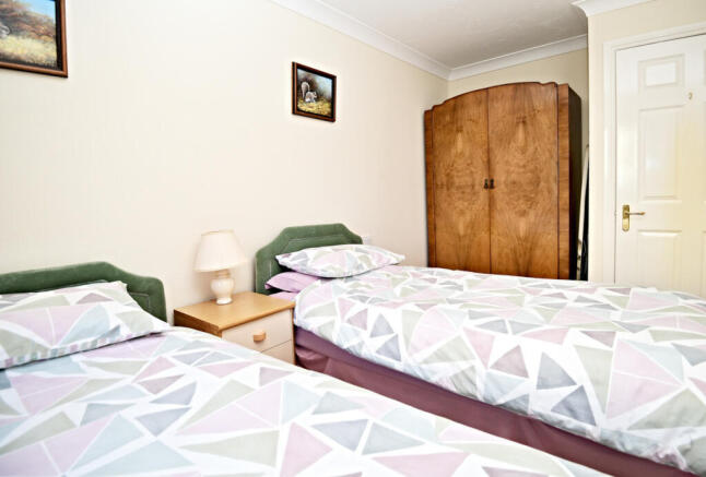 Photo 9