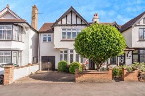 22, Sunningdale Avenue, Leigh-on-sea SS9 1JZ