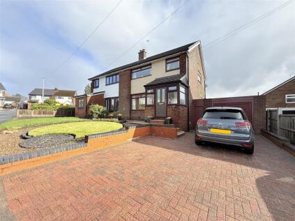 Norwich Close, Dukinfield