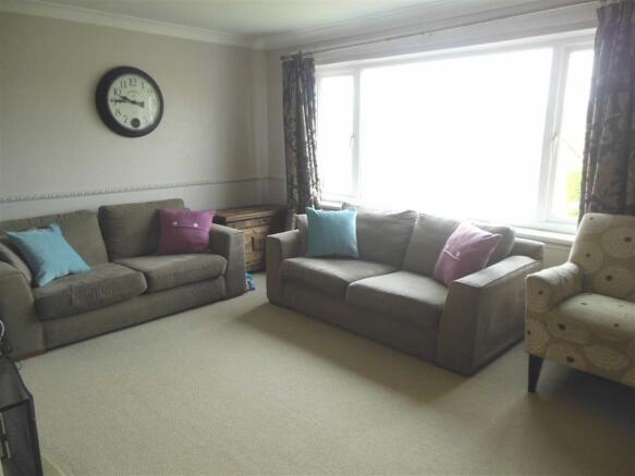 Lounge: