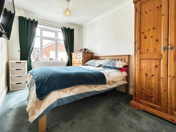 3 bed Detached Bungalow for sale Image 12