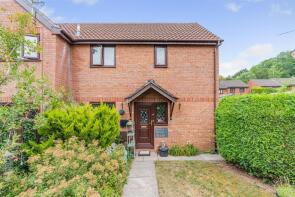 37, Wyefield Court, Monmouth NP25 5TN