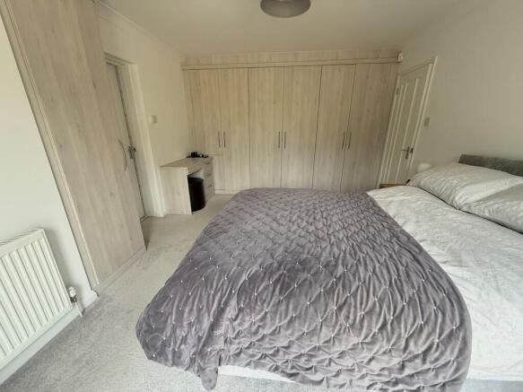 9 Hawke Close GF ...
