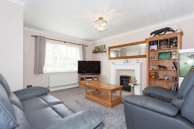 Marshall Grove, Mossley, Congleton photo 4