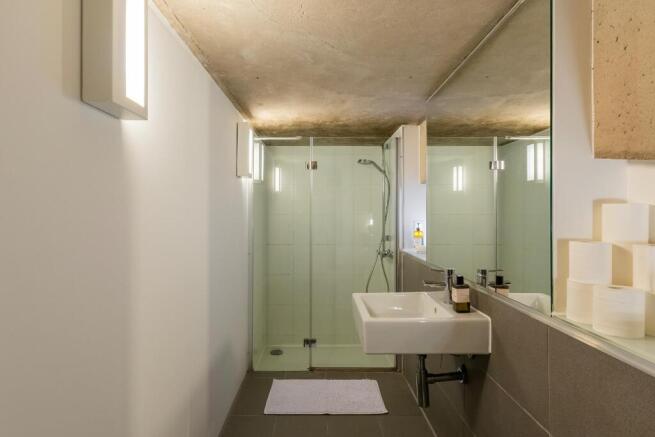 2L1S0BH - Ensuite B.jpg