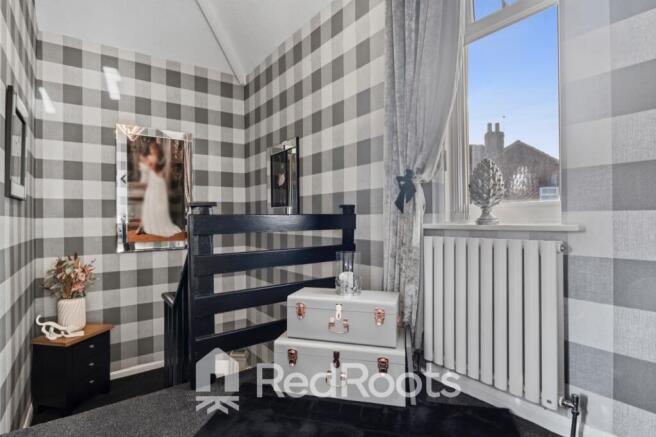 3 bed Semi-Detached for sale Image 10