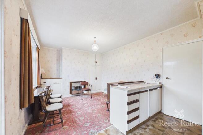 3 bed Semi-Detached for sale Image 4