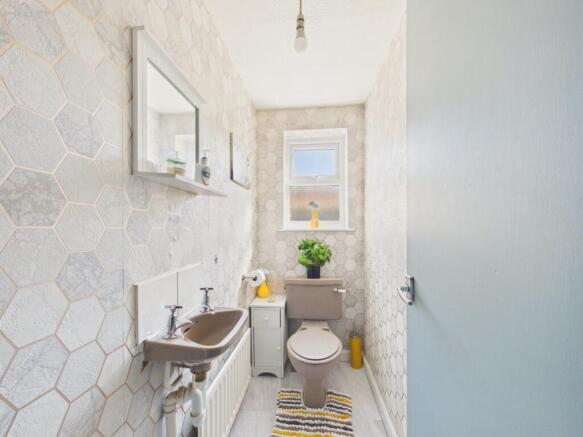 12 bed Detached for sale Image 6