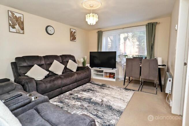 Simon Close, Attleborough, Nuneaton, CV11 4JR photo 2