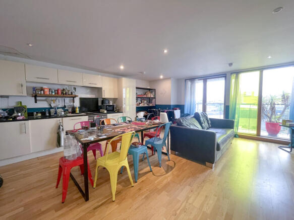 ink39485985420260829-interior-12-q1xMqbC1a68CNe...