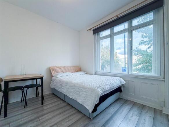 bed area-2.jpg