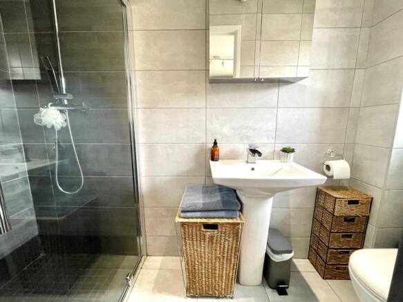 En suite.jpg