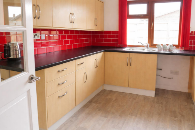 Kitchen 2 - new .png