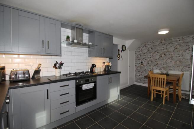 Kitchen/Dining
