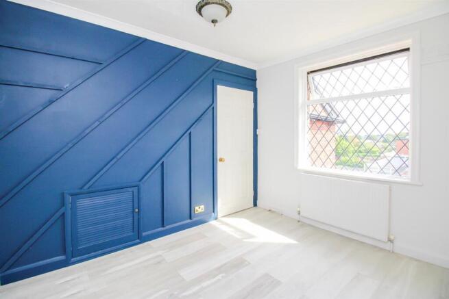 3 bed Semi-Detached for sale Image 10