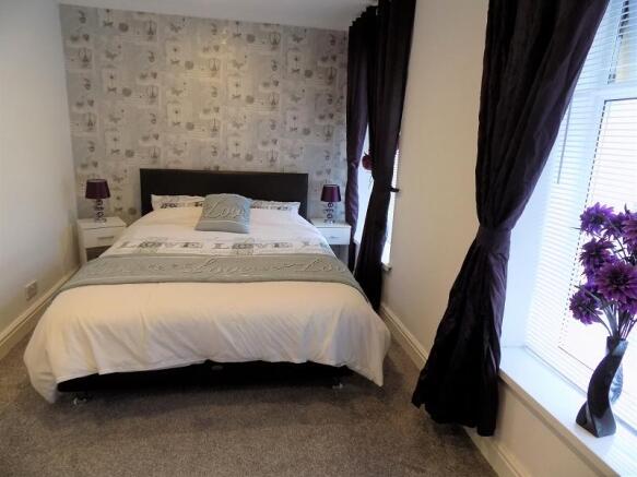 L-Shaped Bedroom