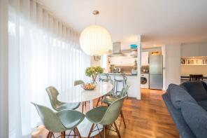 Flat 1, 58, Goldsmiths Row, London E2 8QF