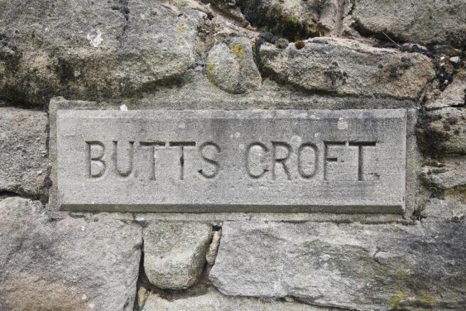 buttssign.JPG