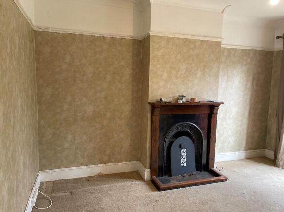 DIING ROOM