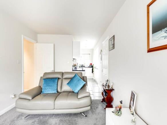 Flat 12, The Beeches