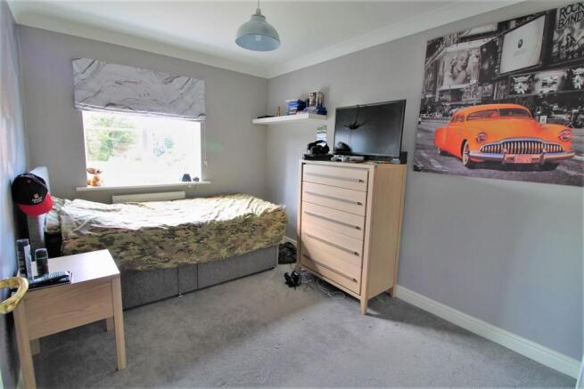Photo 12