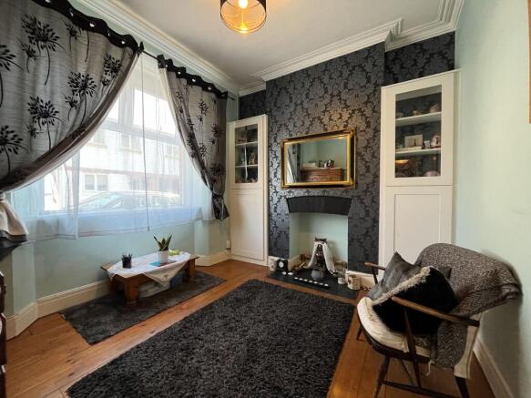 Photo 8