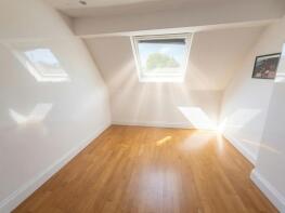 28, Marlborough Road, London N19 4NB