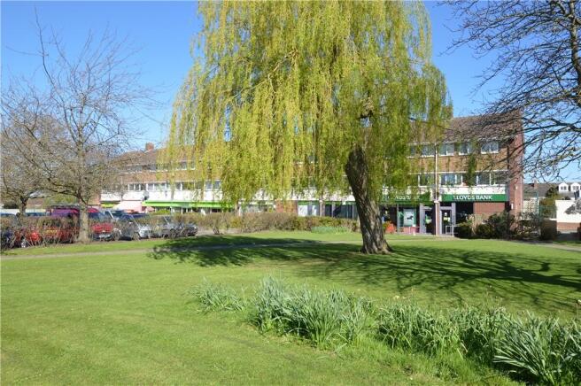 The Green, shops Bishops Cleeve