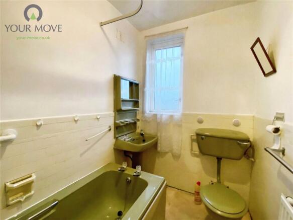 3 bed Semi-Detached for sale Image 10