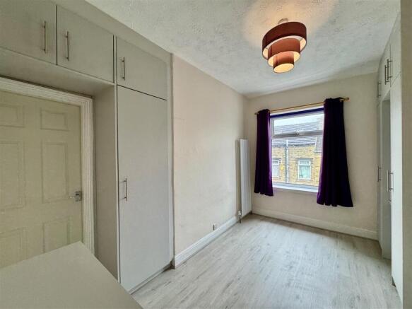 2 bed Semi-Detached for sale Image 12