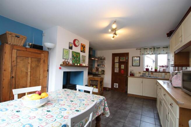Kitchen Dining Room A.JPG