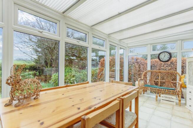 Conservatory/Dining Room