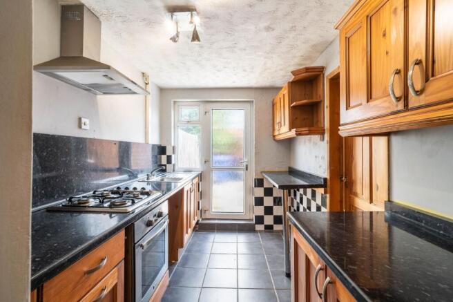 3 bed Terraced for sale Image 11