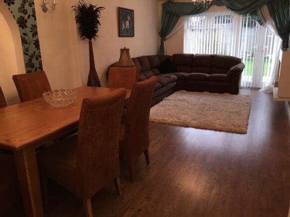Sitting/Dining Room