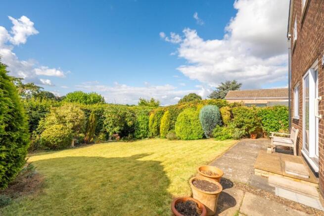 3 bed Detached for sale Image 11