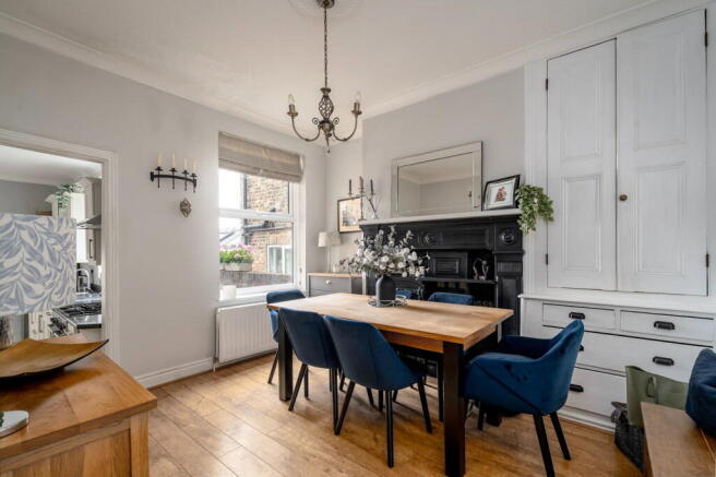 3 bed Terraced for sale Image 6
