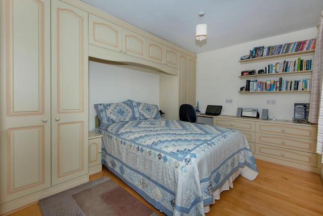 Photo 11