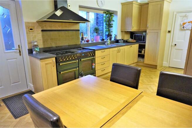 Kitchen / Diner