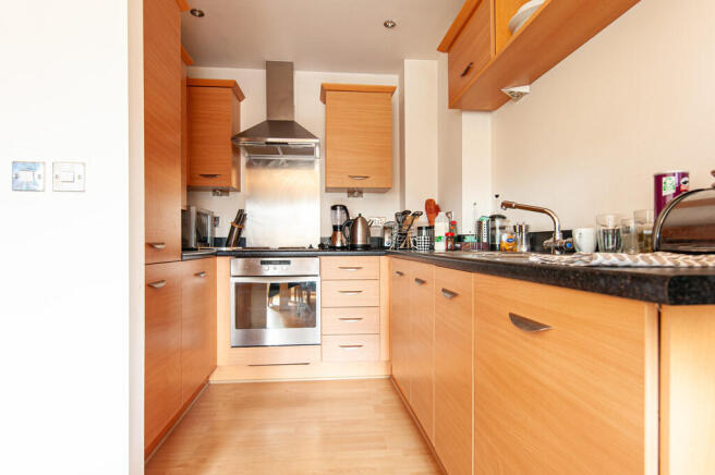 1 bed Apartment to rent Image 9