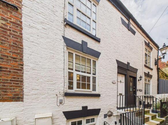 2 bed Cottage for sale Image 10