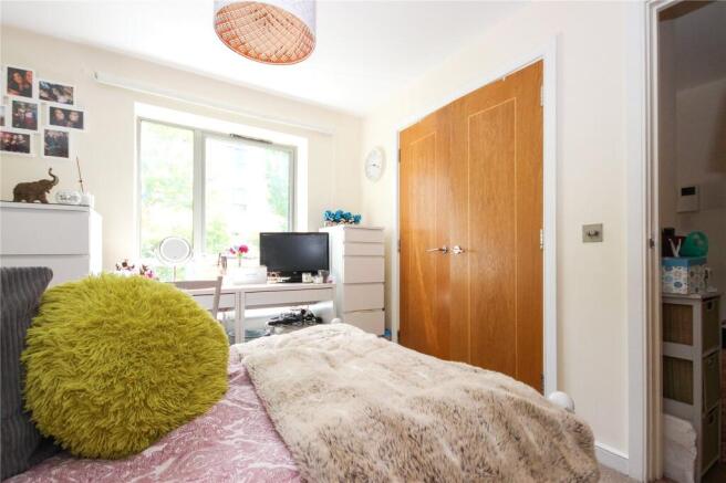 Bedroom 1 - 2