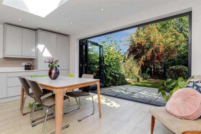 75PondfieldCrescent-24.jpg