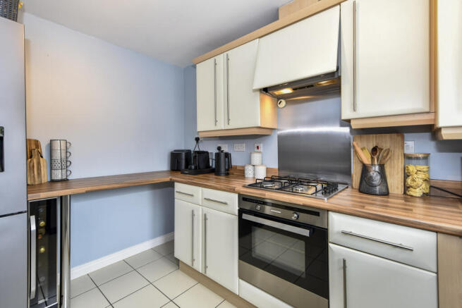 3 bed Terraced for sale Image 5