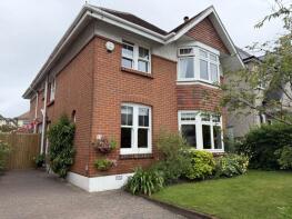 23, Pine Avenue, Bournemouth BH6 3SW
