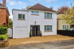14, Bassett Dale, Southampton SO16 7GT