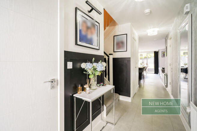 4 bed Detached for sale Image 12