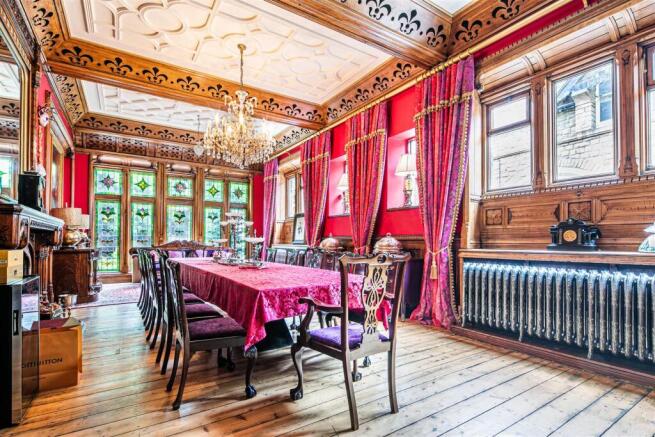 6 bed Detached to rent Image 12