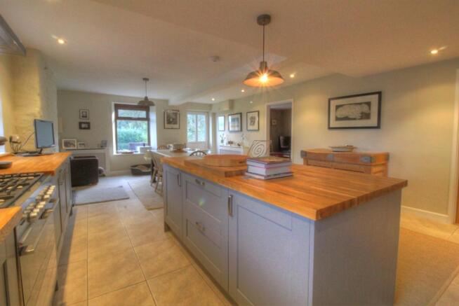 6 - Kitchen 6